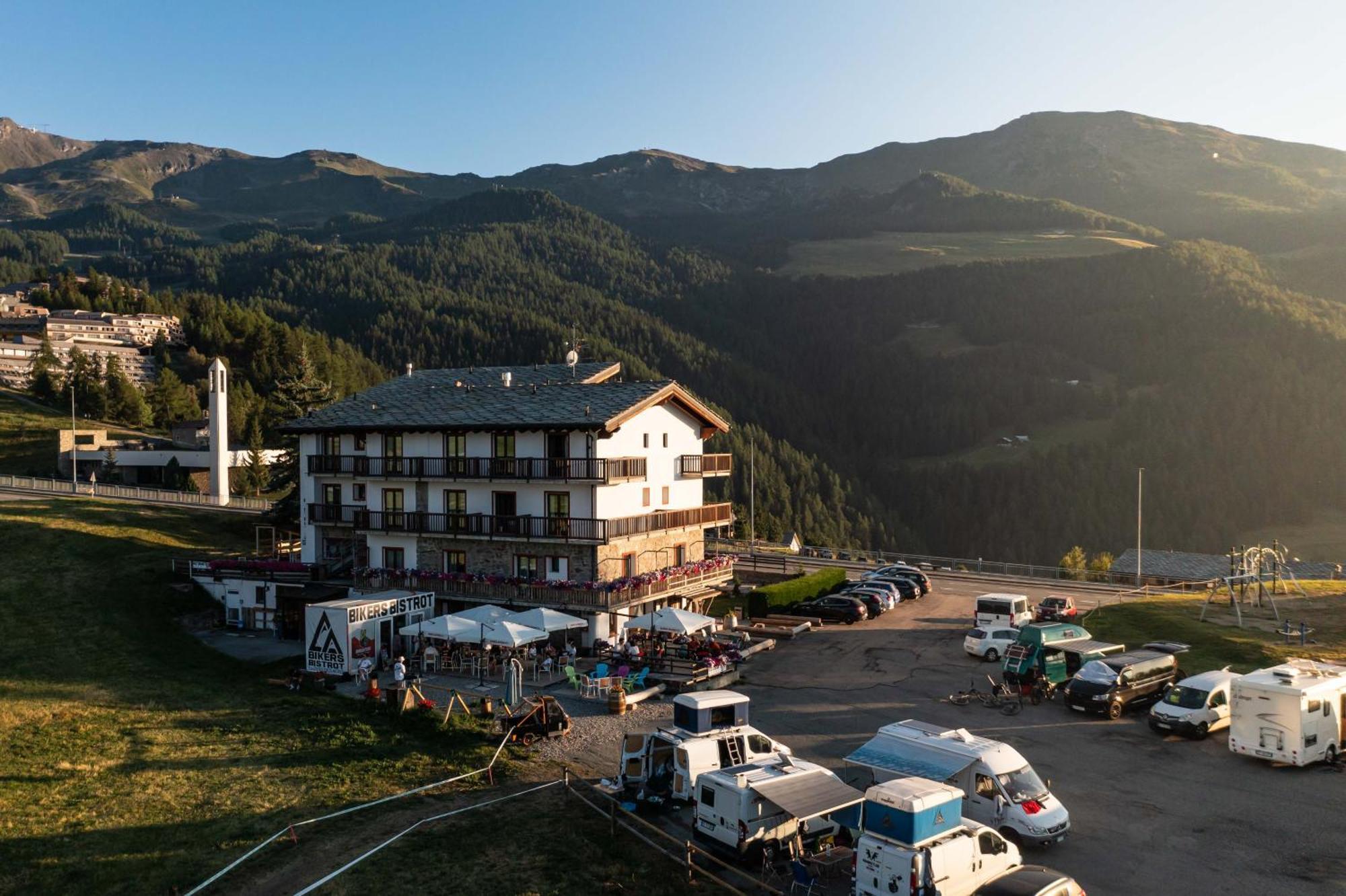 Chalet Des Alpes Gressan Exterior photo